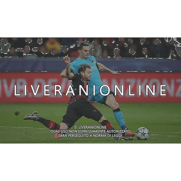firo : 09.12.2015, Fu§ball, Champions League ,Saison 2015/2016, Bayer Leverkusen - FC Barcellona zweikampf Admir Mehmedi gegen Thomas Vermaelen $worldrights,Es gelten unsere AGB, einsehbar auf www.firosportphoto.de, copyright by firo sportphoto: Coesfelder Str. 207 D-48249 DŸlmen www.firosportphoto.de mail@firosportphoto.de (V o l k s b a n k B o c h u m - W i t t e n ) BLZ.: 430 601 29 Kt. Nr.: 341 117 100 Tel:Ê +49-2594-9916004 Fax:Ê+49-2594-9916005 / AGENZIA ALDO LIVERANI SAS