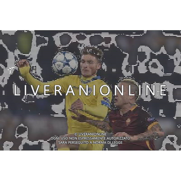 UEFA Champions League 2015/2016 Gruppo E - Roma 09.12.2015 - AS Roma vs Bate Borisov - nella foto: nainggolan e Yablonski / Ph Corradetti - AG. Aldo Liverani/ AGENZIA ALDO LIVERANI SAS