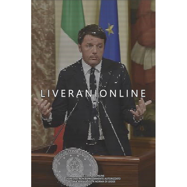 Roma - 10/12/2015 - Palazzo Chigi - Conferenza stampa di presentazione della collaborazione Enel-Unhcr a sostegno del progetto â€œEducate a Childâ€ in Siria - nella foto: Matteo Renzi / Ph. Corradetti - Ag. Aldo Liverani sas/ AGENZIA ALDO LIVERANI SAS