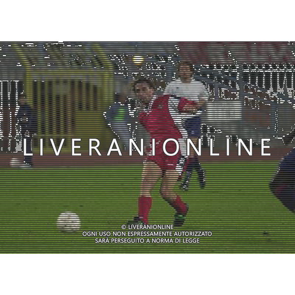 PIACENZA,19-09-01 DFP/GIORGIO RAVEZZANI PIACENZA-GENOA: CARMINE GAUTIERI AG ALDO LIVERANI SAS