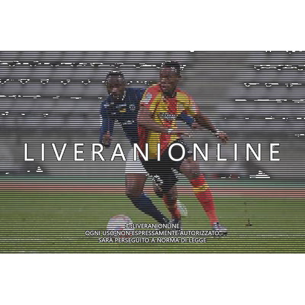 Wylan CYPRIEN / Bocundji CA - 11.12.2015 - Paris FC / Lens - 18eme journee Ligue 2 Photo : Nolwenn Le Gouic / Icon Sport/ AGENZIA ALDO LIVERANI SAS - ITALY ONLY EDITORIAL USE ONLY