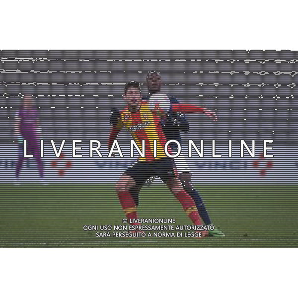 Pablo CHAVARRIA / Axel DISASI - 11.12.2015 - Paris FC / Lens - 18eme journee Ligue 2 Photo : Nolwenn Le Gouic / Icon Sport/ AGENZIA ALDO LIVERANI SAS - ITALY ONLY EDITORIAL USE ONLY