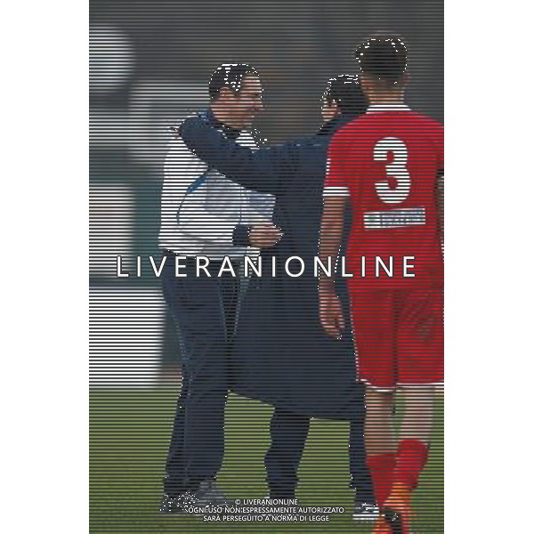 Campionato Lega Pro, Girone B, SANTARCANGELO vs PRATO del 12/12/2015, nella foto, GLI ALLENATORI LAMBERTO ZAULI E ALESSOI DE PETRILLO SI ABBRACCIANO A FINE PARTITA, Â©CLAUDIO ZAMAGNI/AGENZIA ALDO LIVERANI S.A.S./ AGENZIA ALDO LIVERANI SAS -