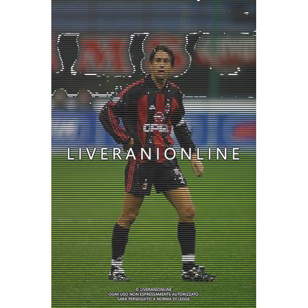 MILANO,13-11-01 DFP/GIORGIO RAVEZZANI MILAN-PERUGIA: ALESSANDRO COSTACURTA AG ALDO LIVERANI SAS
