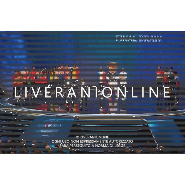 Ruud Gullit / Bixente Lizarazu / Super Victor - 12.12.2015 - Tirage au sort Euro 2016 -Paris Photo : Andre Ferreira / Icon Sport ONLY ITALY/Agenzia Aldo Liverani s.a.s.
