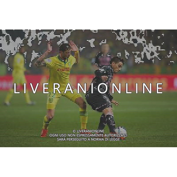 Oscar TREJO / Emiliano SALA - 12.12.2015 - Nantes / Toulouse - 18eme journee de Ligue 1 Photo : Vincent Michel / Icon Sport AG ALDO LIVERANI SAS ONLY ITALY