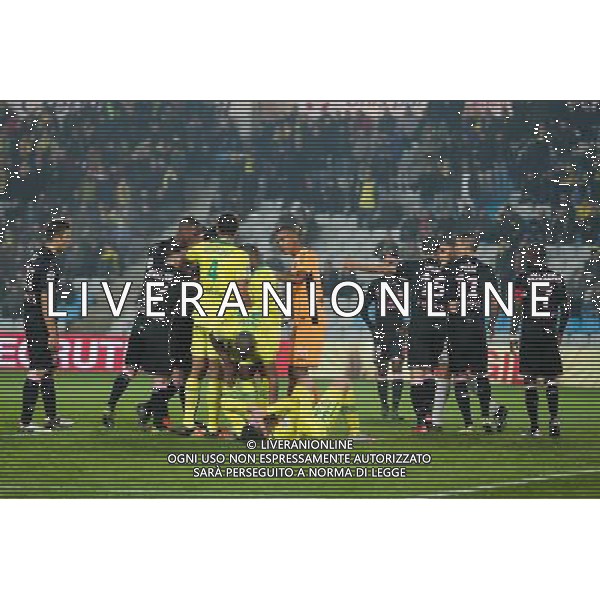 Expulsion Issa DIOP - 12.12.2015 - Nantes / Toulouse - 18eme journee de Ligue 1 Photo : Vincent Michel / Icon Sport AG ALDO LIVERANI SAS ONLY ITALY