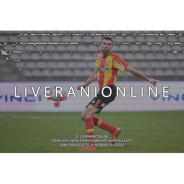 Pierrick VALDIVIA - 11.12.2015 - Paris FC / Lens - 18eme journee Ligue 2 Photo : Nolwenn Le Gouic / Icon Sport/ AGENZIA ALDO LIVERANI SAS - ITALY ONLY EDITORIAL USE ONLY