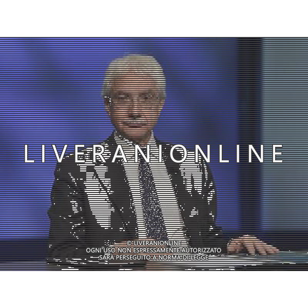 Roma - 13.12.2015 - Studi Rai Teulada - Trasmissione TV \' In Mezzora \' - nella foto: Salvatore Rossi Direttore Generale di Bankitalia / Ph Corradetti - AG. Aldo LiveraniSalvatore Rossi banchiere ed economista italiano. Direttore generale della Banca d\'Italia e presidente dell\'Istituto per la vigilanza sulle assicurazioni - ospite della trasmissione televisiva \'in1/2h\' - Roma 13 dicembre 2015 / AGENZIA ALDO LIVERANI SAS - ITALY ONLY EDITORIAL USE ONLY