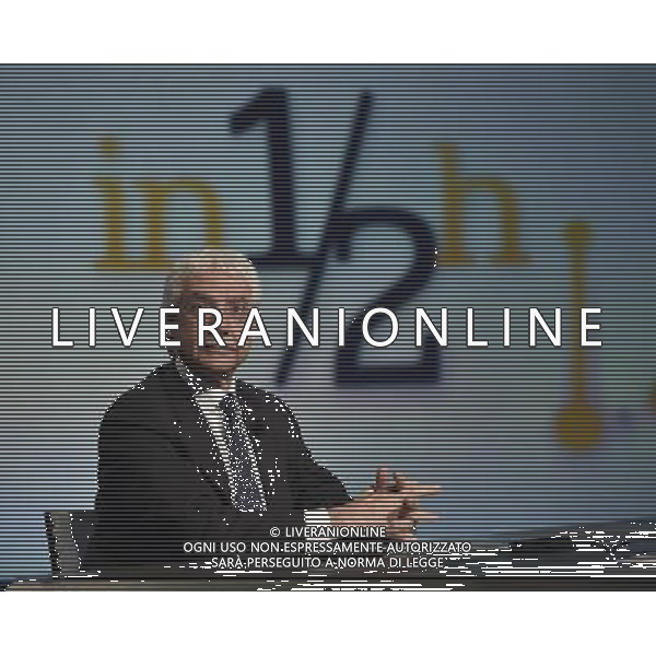 Roma - 13.12.2015 - Studi Rai Teulada - Trasmissione TV \' In Mezzora \' - nella foto: Salvatore Rossi Direttore Generale di Bankitalia / Ph Corradetti - AG. Aldo LiveraniSalvatore Rossi banchiere ed economista italiano. Direttore generale della Banca d\'Italia e presidente dell\'Istituto per la vigilanza sulle assicurazioni - ospite della trasmissione televisiva \'in1/2h\' - Roma 13 dicembre 2015 / AGENZIA ALDO LIVERANI SAS - ITALY ONLY EDITORIAL USE ONLY