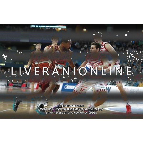 Lega Basket serie A, 11¡ giornata, Consultinvest Pesaro vs Umana Reyer Venezia, 13/12/2015, nella foto: GREEN MIKE, PENETRA LA DIFESA, ©CLAUDIO ZAMAGNI/AGENZIA ALDO LIVERANI S.A.S.