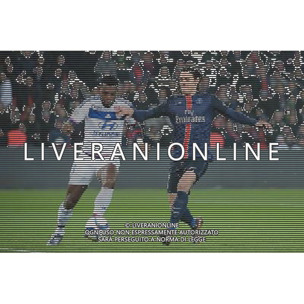 Henri BEDIMO / Edinson CAVANI - 13.12.2015 - PSG / Lyon - 18eme journee Ligue 1 Photo : Nolwenn Le Gouic / Icon Sport AG ALDO LIVERANI SAS ONLY ITALY