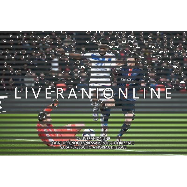 Henri BEDIMO / Edinson CAVANI / Anthony LOPES - 13.12.2015 - PSG / Lyon - 18eme journee Ligue 1 Photo : Nolwenn Le Gouic / Icon Sport AG ALDO LIVERANI SAS ONLY ITALY
