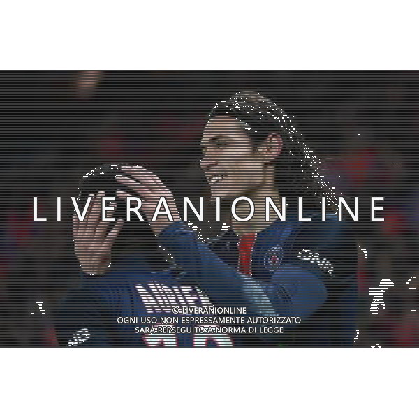 Serge AURIER / Edinson CAVANI - 13.12.2015 - PSG / Lyon - 18eme journee Ligue 1 Photo : Nolwenn Le Gouic / Icon Sport AG ALDO LIVERANI SAS ONLY ITALY