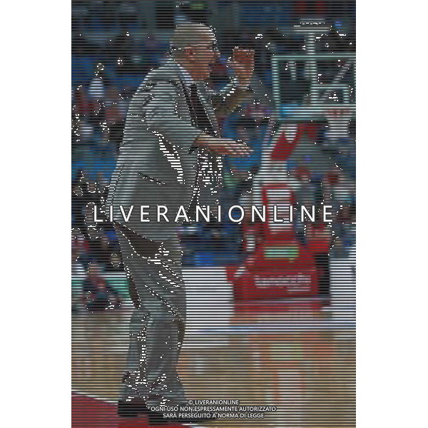 Lega Basket serie A, 11¡ giornata, Consultinvest Pesaro vs Umana Reyer Venezia, 13/12/2015, nella foto: WALTER DE RAFFAELE, URLA AI SUOI GIOCATORI, ©CLAUDIO ZAMAGNI/AGENZIA ALDO LIVERANI S.A.S.