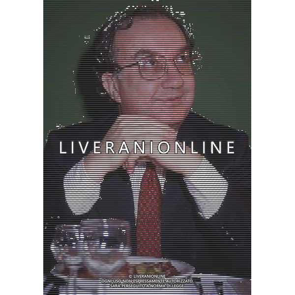 Carlo Tognoli politico e giornalista italiano ( sindaco di Milano dal 1976 al 1986 ) - Retrospettiva nella foto nel 1990 ©Archivio /AGENZIA ALDO LIVERANI SAS