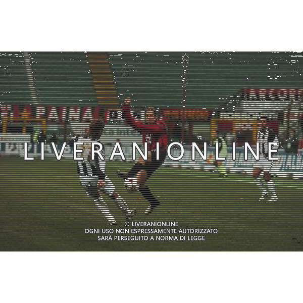 MILANO,26-01-05 DFP/ FOTO GIORGIO RAVEZZANI COPPA ITALIA MILAN-UDINESE: MASSIMO AMBROSINI AG ALDO LIVERANI SAS