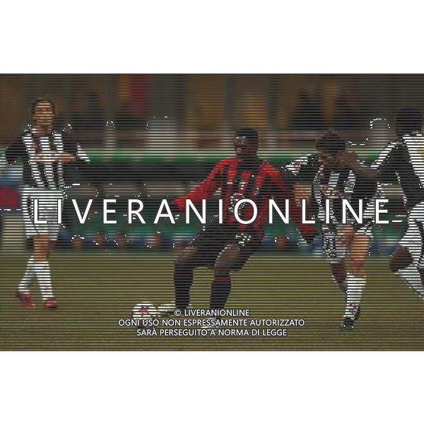 MILANO,26-01-05 DFP/ FOTO GIORGIO RAVEZZANI COPPA ITALIA MILAN-UDINESE: CLARENCE SEEDORF AG ALDO LIVERANI SAS