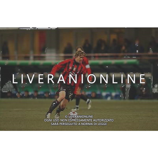 MILANO,26-01-05 DFP/ FOTO GIORGIO RAVEZZANI COPPA ITALIA MILAN-UDINESE: MASSIMO AMBROSINI AG ALDO LIVERANI SAS