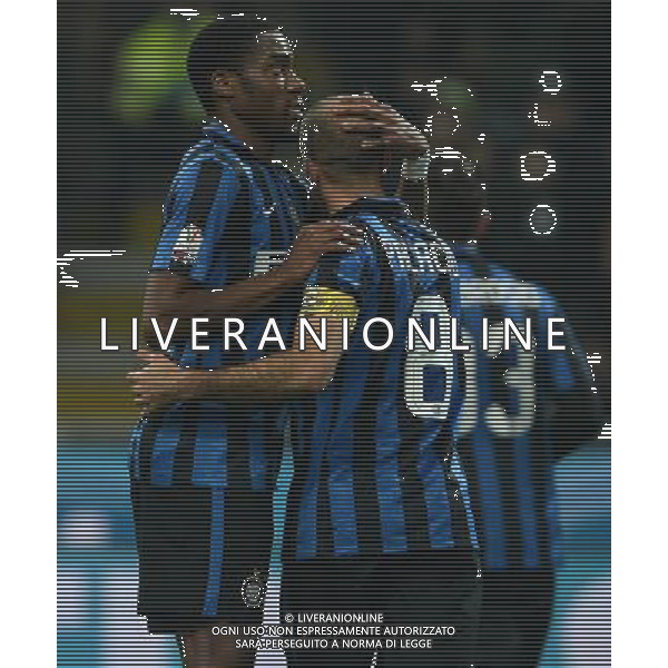 Coppa Italia TIM Cup 2015/2016 Ottavi di Finale Milano - 15.12.2015 Inter-Cagliari Nella Foto: esultanza dopo il gol di rodrigo palacio con kondogbia /Ph.Vitez-Ag. Aldo Liverani