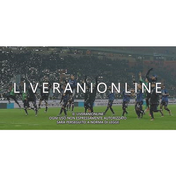 Coppa Italia TIM Cup 2015/2016 Ottavi di Finale Milano - 15.12.2015 Inter-Cagliari Nella Foto:esultanza finale dei giocatori dell\'inter /Ph.Vitez-Ag. Aldo Liverani