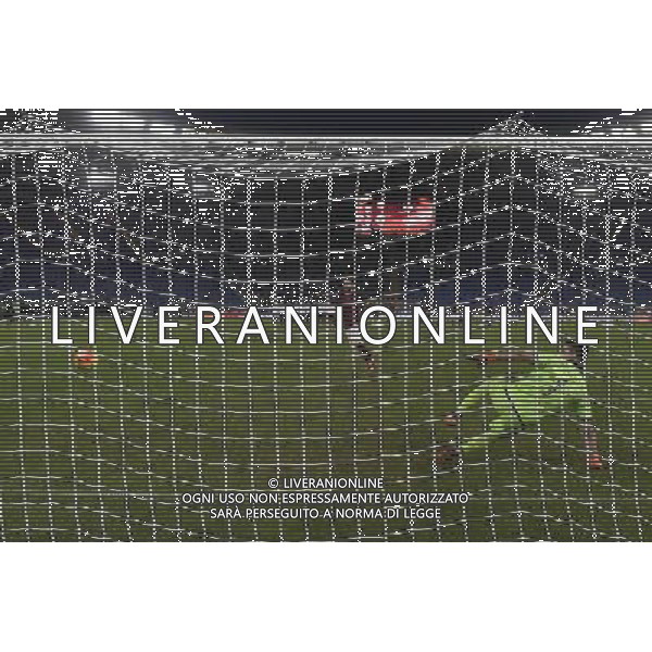 TIM CUP 2015-2016 Ottavi di finale Roma vs Spezia - Roma - 16.12.2015 - nella foto: il rigore realizzato da Daniele De Rossi / Ph. Corradetti - AG. Aldo Liverani