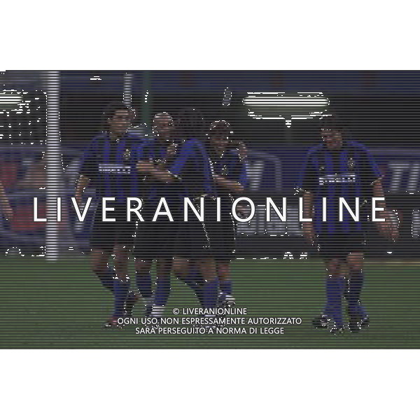 MILANO, 22-08-02 DFP/MARCO LUSSOSO INTER-ROMA (TROFEO PIRELLI) NELLA FOTO: ESULTANZA DELL\'INTER AG ALDO LIVERANI SAS