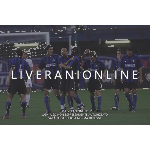 MILANO, 22-08-02 DFP/MARCO LUSSOSO INTER-ROMA (TROFEO PIRELLI) NELLA FOTO: ESULTANZA DELL\'INTER AG ALDO LIVERANI SAS