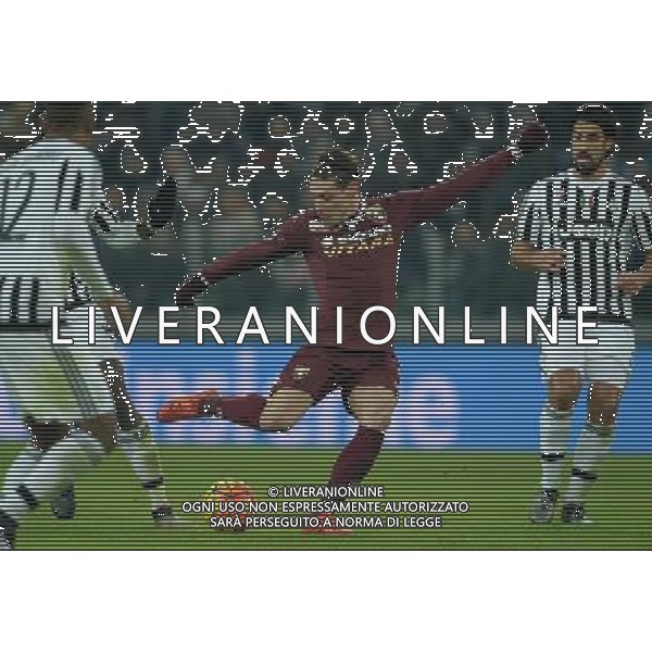 Coppa Italia TIM Cup 2015/2016 Ottavi di Finale Torino - 16.12.2015 Juventus-Torino Nella Foto:belotti prova il tiro /Ph.Vitez-Ag. Aldo Liverani