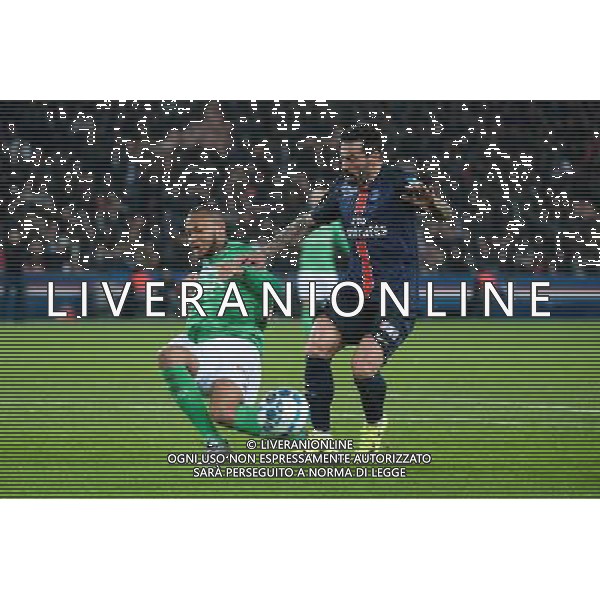 Ezequiel LAVEZZI / Pierre Yves POLOMAT - 16.12.2015 - PSG / Saint Etienne - Coupe de la Ligue - 1/8 de finale Photo : Nolwenn Le Gouic / Icon Sport/ AGENZIA ALDO LIVERANI SAS - ITALY ONLY EDITORIAL USE ONLY