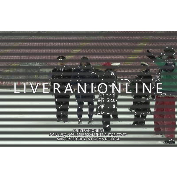 MILANO,13-12-01 DFP/GIORGIO RAVEZZANI MILAN-LAZIO COPPA ITALIA RINVIATA PER NEVE: SOPRALLUOGO ARBITRO MESSINA AG ALDO LIVERANI SAS