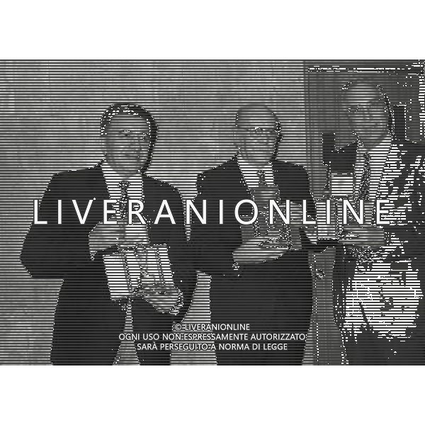 RETROSPETTIVA NICOLO CAROSIO GIORNALISTA E TELECRONISTA SPORTIVO NELLA FOTO NICOLO CAROSIO CON ENRICO AMERI E NANDO MARTELLINI AG ALDO LIVERANI SAS