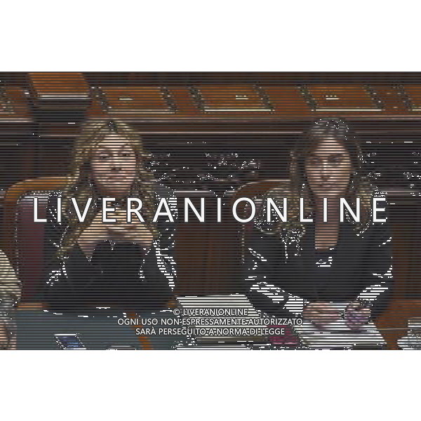 Camera dei Deputati - Mozione di sfiducia nei confronti della Ministra per le riforme costituzionali e i rapporti con il Parlamento Maria Elena Boschi Roma - 18.12.2015 - nella foto: Marianna Madia e Maria Elena Boschi / Ph. Corradetti - AG. Aldo Liverani/ AGENZIA ALDO LIVERANI SAS -