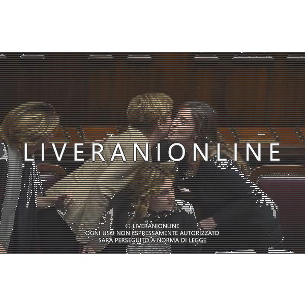 Camera dei Deputati - Mozione di sfiducia nei confronti della Ministra per le riforme costituzionali e i rapporti con il Parlamento Maria Elena Boschi Roma - 18.12.2015 - nella foto: Maria Elena Boschi salutata dalle colleghe dopo il suo intervento / Ph. Corradetti - AG. Aldo Liverani/ AGENZIA ALDO LIVERANI SAS -