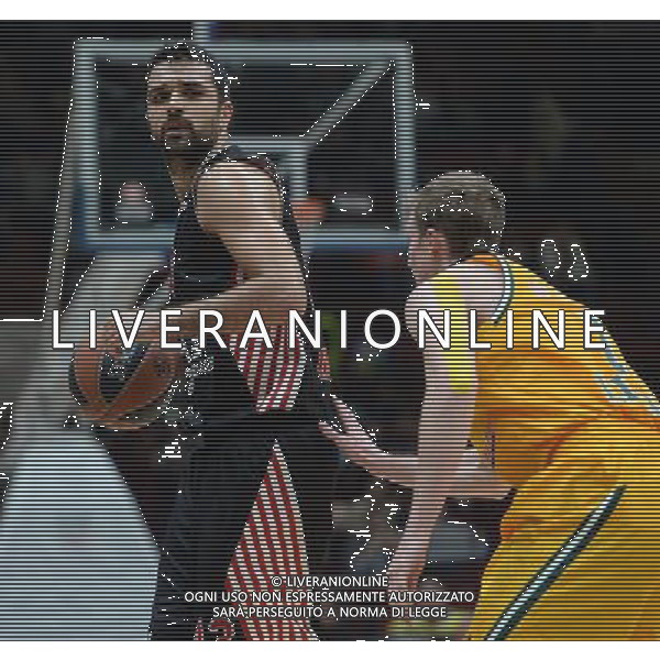 Turkish Airline Eurolega 2015/2016 Regular Season Milano - 18.12.2015 EA7 Emporio Armani Milano-Limoges Nella Foto:simon /Ph.Vitez-Ag. Aldo Liverani