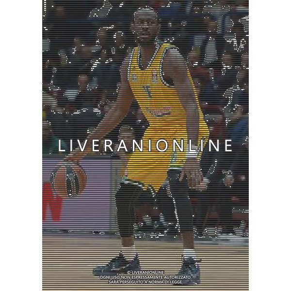 Turkish Airline Eurolega 2015/2016 Regular Season Milano - 18.12.2015 EA7 Emporio Armani Milano-Limoges Nella Foto:Boungou-Colo Nobel /Ph.Vitez-Ag. Aldo Liverani