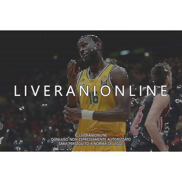 Turkish Airline Eurolega 2015/2016 Regular Season Milano - 18.12.2015 EA7 Emporio Armani Milano-Limoges Nella Foto:Boungou-Colo Nobel /Ph.Vitez-Ag. Aldo Liverani