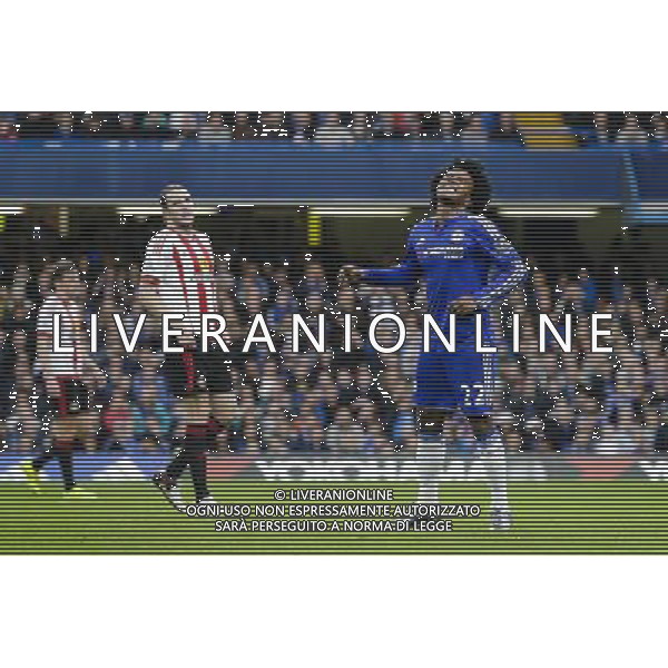 Chelsea\'s Willian reacts to a missed opportunity to make it 3-0 Photographer Craig Mercer/CameraSport Football - Barclays Premiership - Chelsea v Sunderland - Saturday 19th December 2015 - Stamford Bridge - London Â© CameraSport - 43 Linden Ave. Countesthorpe. Leicester. England. LE8 5PG - Tel: +44 (0) 116 277 4147 - admin@camerasport.com - www.camerasport.com / AGENZIA ALDO LIVERANI SAS - ITALY ONLY EDITORIAL USE ONLY