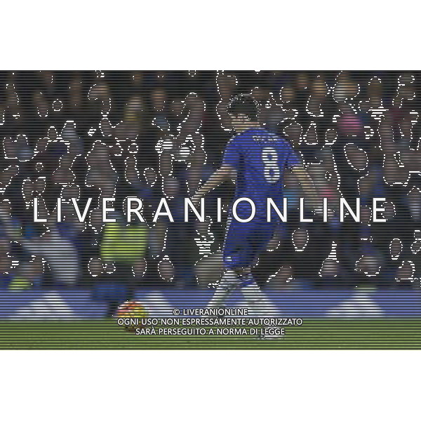 GOAL - Chelsea\'s Oscar scores his sides third goal from the penalty spot Photographer Craig Mercer/CameraSport Football - Barclays Premiership - Chelsea v Sunderland - Saturday 19th December 2015 - Stamford Bridge - London Â© CameraSport - 43 Linden Ave. Countesthorpe. Leicester. England. LE8 5PG - Tel: +44 (0) 116 277 4147 - admin@camerasport.com - www.camerasport.com / AGENZIA ALDO LIVERANI SAS - ITALY ONLY EDITORIAL USE ONLY