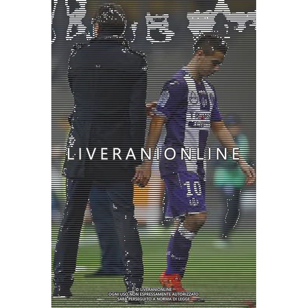 Dominique Arribage / Wissam Ben Yedder - 19.12.2015 - Toulouse / Lille - 19eme journee de Ligue 1 Photo : Manu Blondeau / Icon Sport / AGENZIA ALDO LIVERANI SAS - ITALY ONLY EDITORIAL USE ONLY