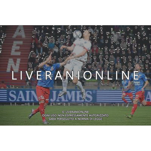 Zlatan IBRAHIMOVIC / Syam BEN YOUSSEF - 19.12.2015 - Caen / PSG - 19eme journee Ligue 1 Photo : Nolwenn Le Gouic / Icon Sport / AGENZIA ALDO LIVERANI SAS - ITALY ONLY EDITORIAL USE ONLY