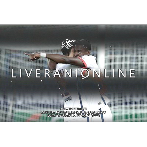 Serge AURIER / Angel DI MARIA - 19.12.2015 - Caen / PSG - 19eme journee Ligue 1 Photo : Nolwenn Le Gouic / Icon Sport / AGENZIA ALDO LIVERANI SAS - ITALY ONLY EDITORIAL USE ONLY