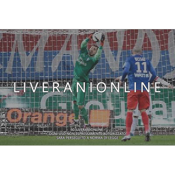 Kevin TRAPP - 19.12.2015 - Caen / PSG - 19eme journee Ligue 1 Photo : Nolwenn Le Gouic / Icon Sport / AGENZIA ALDO LIVERANI SAS - ITALY ONLY EDITORIAL USE ONLY