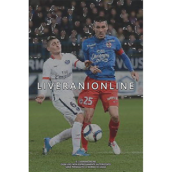 Marco VERRATTI / Julien FERET - 19.12.2015 - Caen / PSG - 19eme journee Ligue 1 Photo : Nolwenn Le Gouic / Icon Sport / AGENZIA ALDO LIVERANI SAS - ITALY ONLY EDITORIAL USE ONLY