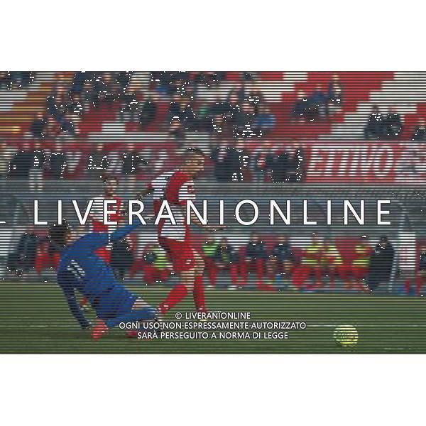 Campionato Lega Pro, Girone B, 16» giornata, RIMINI vs ANCONA del 19/12/2015, nella foto BUSSI INTERVIENE DA DIETRO SU MIKAEL VARRUTI, ©CLAUDIO ZAMAGNI/AGENZIA ALDO LIVERANI S.A.S.