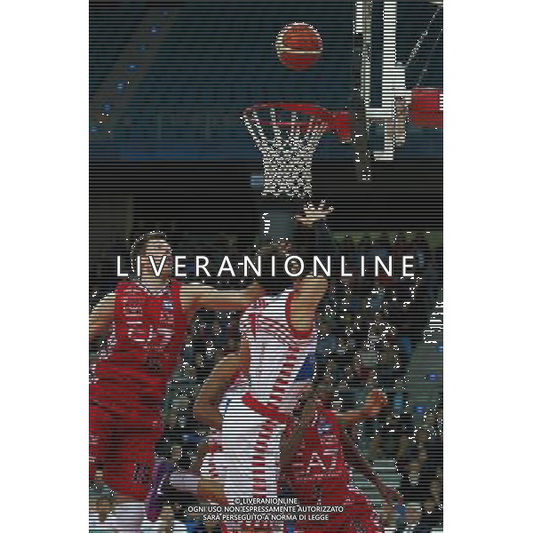 Lega Basket serie A, 13» giornata, Consultinvest Pesaro vs EA7 Emporio Armani Milano, 23/12/2015, nella foto: AL FERRO MARCO CERON E DANIELE MAGRO, ©CLAUDIO ZAMAGNI/AGENZIA ALDO LIVERANI S.A.S.