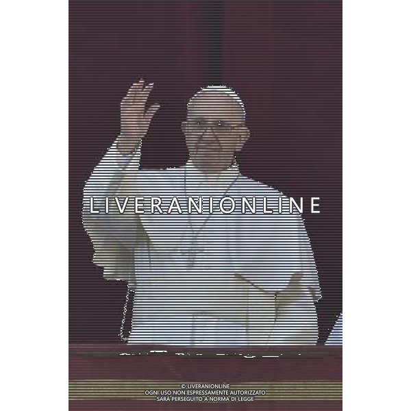 Benedizione \'Urbi et Orbi\' 25.12.2015 Citta\' del Vaticano - nella foto: Papa Francesco /Ph. Corradetti - AG. Aldo Liverani