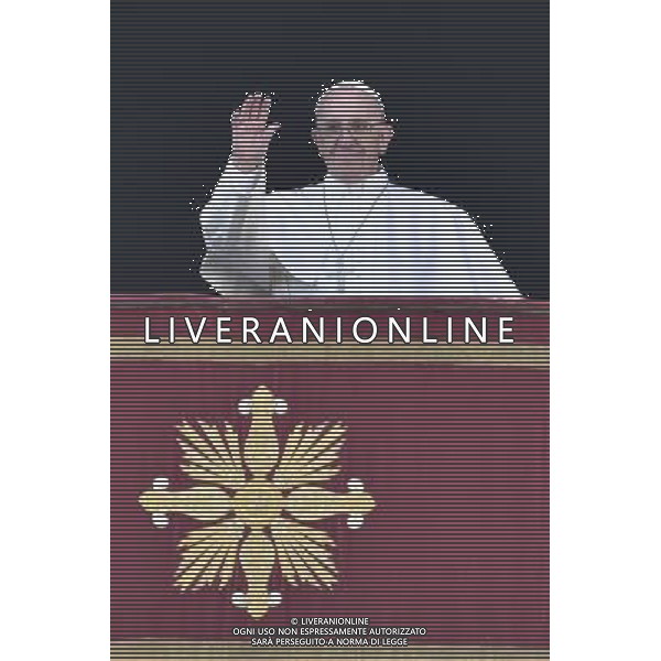 Benedizione \'Urbi et Orbi\' 25.12.2015 Citta\' del Vaticano - nella foto: Papa Francesco /Ph. Corradetti - AG. Aldo Liverani