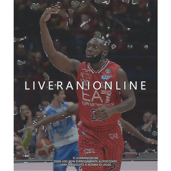 Beko Lega Basket Serie A 2015/2016 Giornata 15 Milano - 02.01.2016 EA7 Emporio Armani Milano-Banco di Sardegna Sassari Nella Foto:jenkins esulta /Ph.Vitez-Ag. Aldo Liverani