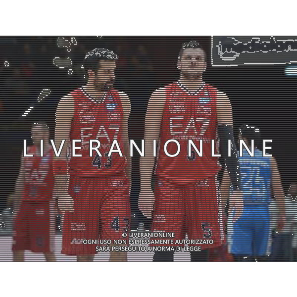 Beko Lega Basket Serie A 2015/2016 Giornata 15 Milano - 02.01.2016 EA7 Emporio Armani Milano-Banco di Sardegna Sassari Nella Foto:Gentile Alessandro-Simon Krunoslav /Ph.Vitez-Ag. Aldo Liverani